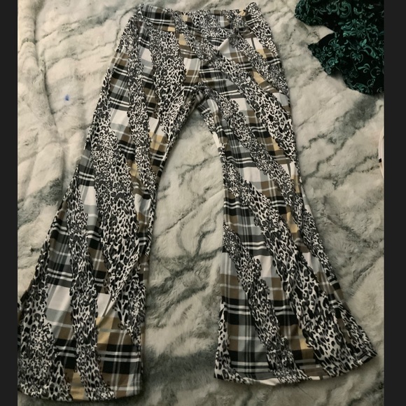 VERY UNIQUE BOHO💕 SKINNY TO FLARE PANTS - Picture 1 of 2